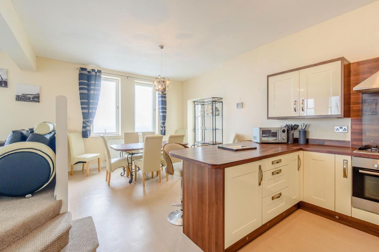 Cairns Vista Apartment Whitby Exterior photo